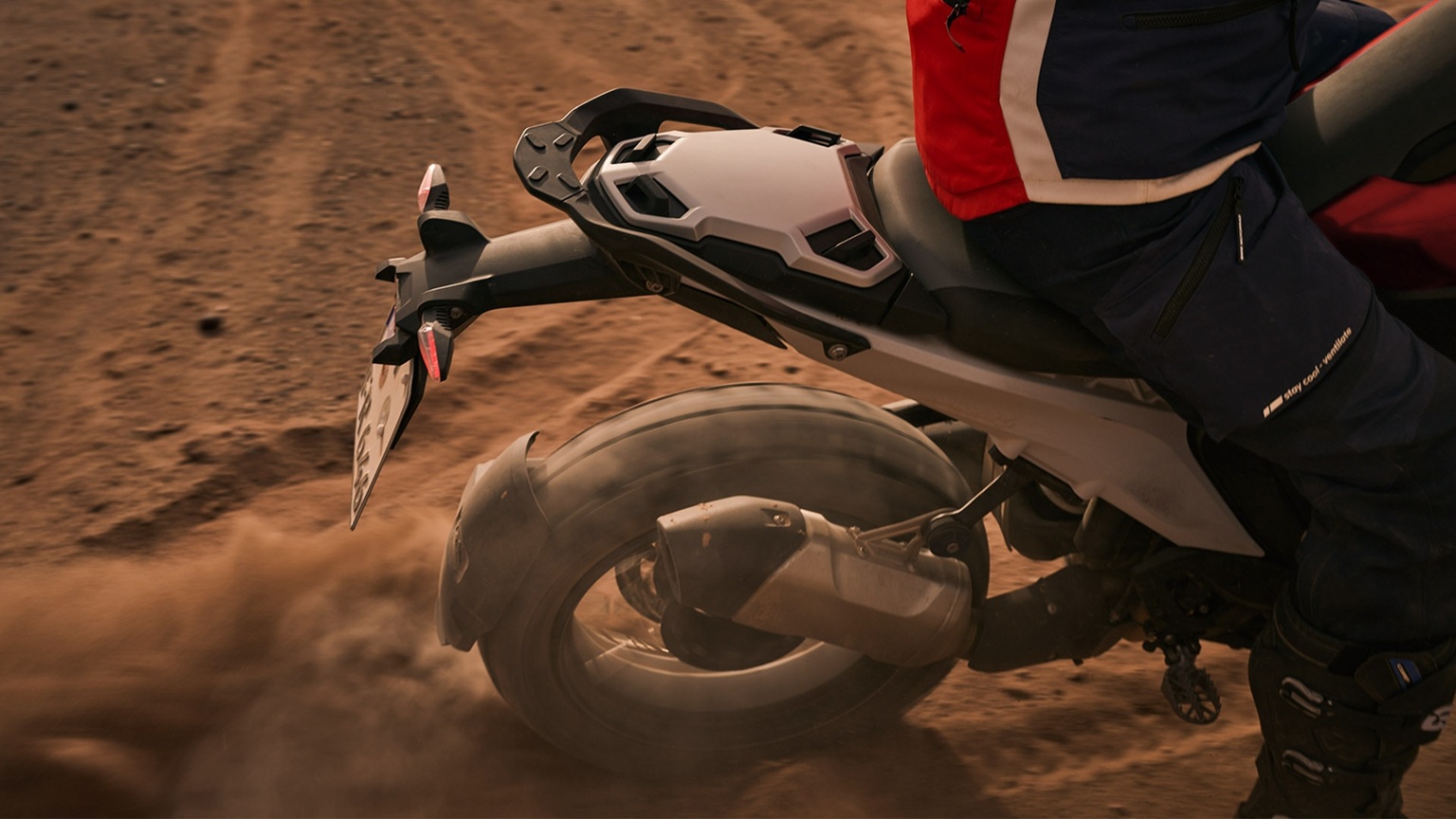 BMW R 1300 GS in SoCal