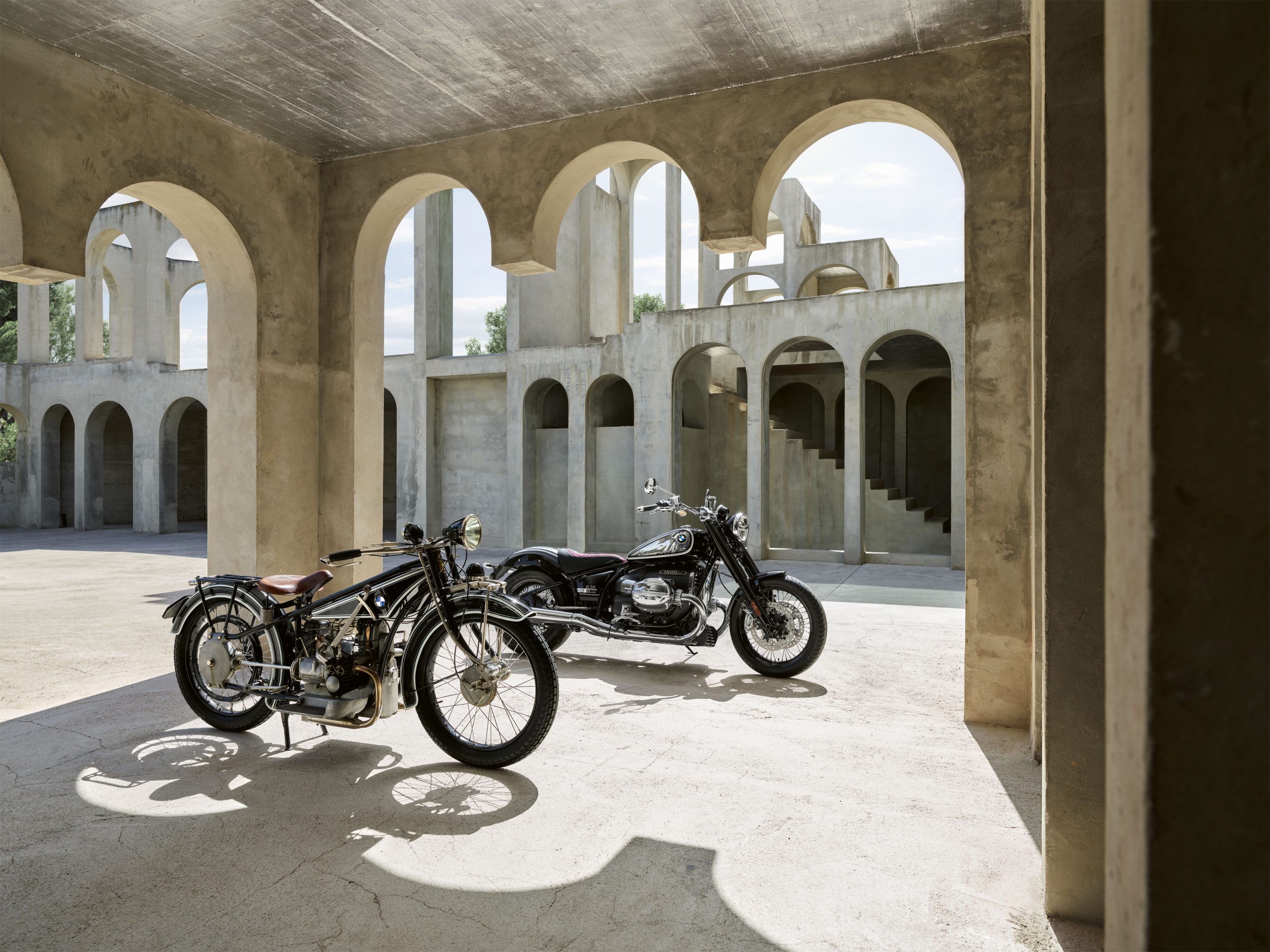 BMW R nineT 100년 및 BMW R 18 100년 