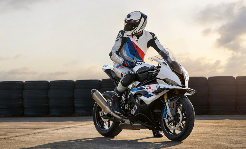 2024 BMW S 1000 RR image 1